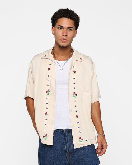 X-Large Flower Open Collar Short Sleeve Shirt Off White