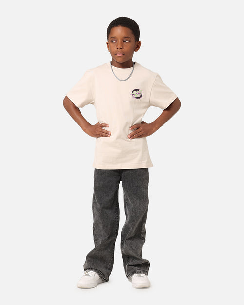 Santa Cruz Kid's Mummy Hand T-Shirt Concrete