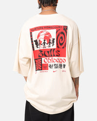 Nike Chicago Bulls NBA Courtside Oversized T-Shirt Pure
