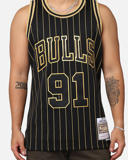 Mitchell & Ness Chicago Bulls Dennis Rodman '97-98 Swingman Jersey Black/Gold