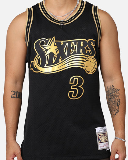 Mitchell & Ness Philadelphia 76ers Allen Iverson '00-01 Swingman Jersey Black/Gold