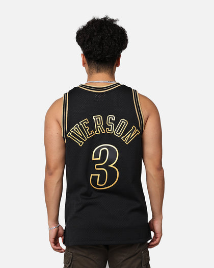 Mitchell & Ness Philadelphia 76ers Allen Iverson '00-01 Swingman Jersey Black/Gold