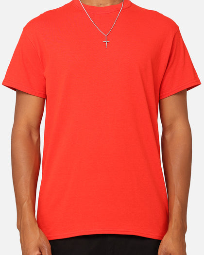Well Made Standard T-Shirt Red