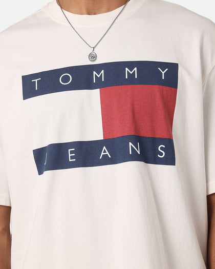 Tommy Jeans TJM Oversized Big Flag T-Shirt Ancient White