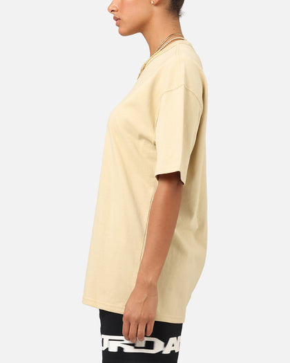 Nike Sportswear Premium Essentials Sustainable T-Shirt Team Gold