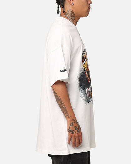 Mitchell & Ness Philadelphia 76ers Allen Iverson We Talkin T-Shirt Vintage White