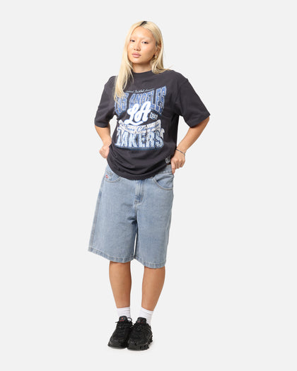 Mitchell & Ness Women's Los Angeles Lakers Sportsmanship T-Shirt Faded Black