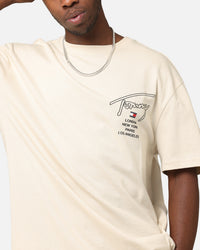 Tommy Jeans TJM City Twist T-Shirt Newsprint