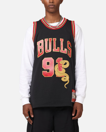 Mitchell & Ness Chicago Bulls Dennis Rodman 1997 Swingman Jersey Black/Gold