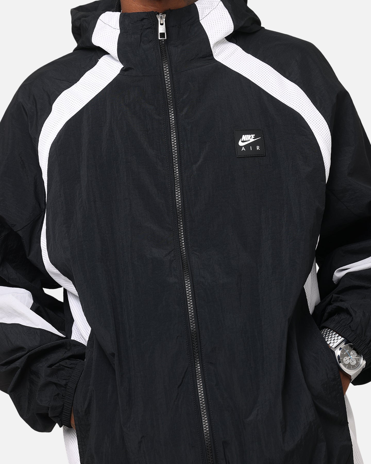black and white nike wind breaker