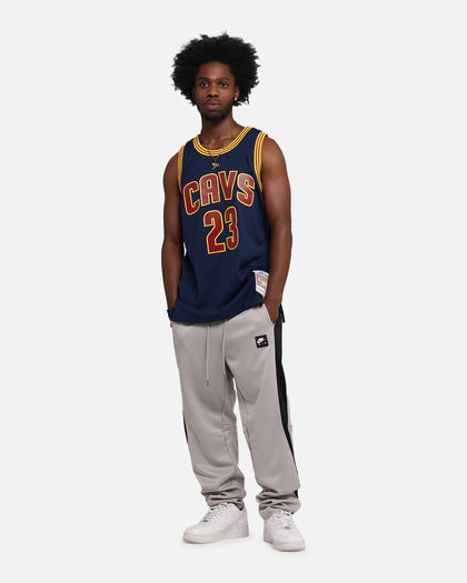 Mitchell & Ness Cleveland Cavaliers Lebron James Swing Jersey Blue