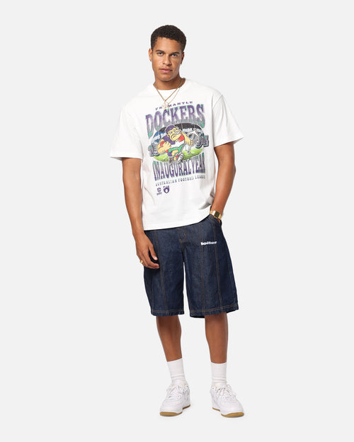 Mitchell & Ness Fremantle Dockers Mascot T-Shirt Vintage White