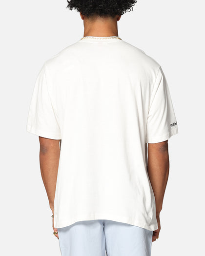 Mitchell & Ness Philadelphia 76ers Allen Iverson Pre & Post Game T-Shirt Vintage White