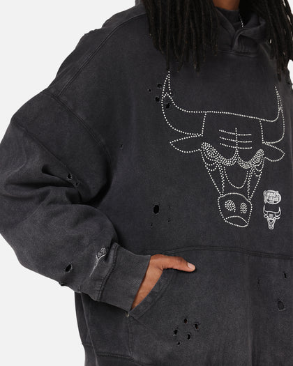 Mitchell & Ness Chicago Bulls Distressed Rhinestone Logo Hoodie Faded Black