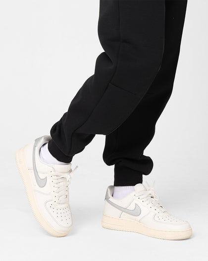 Nike Women's Sportswear Tech Fleece High Rise Joggers Black/Black