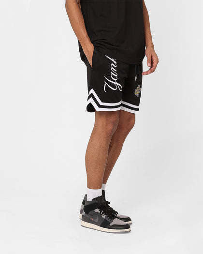 New Era New York Yankees Mesh Shorts Black