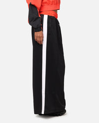 Nike Women's Sportswear PK Skirt Black/Light Crimson/White