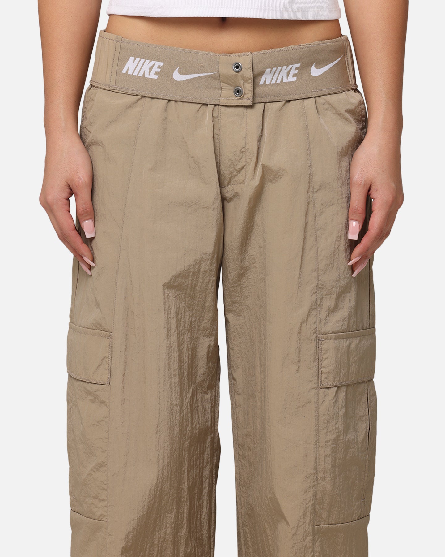 nike cargo khaki pants