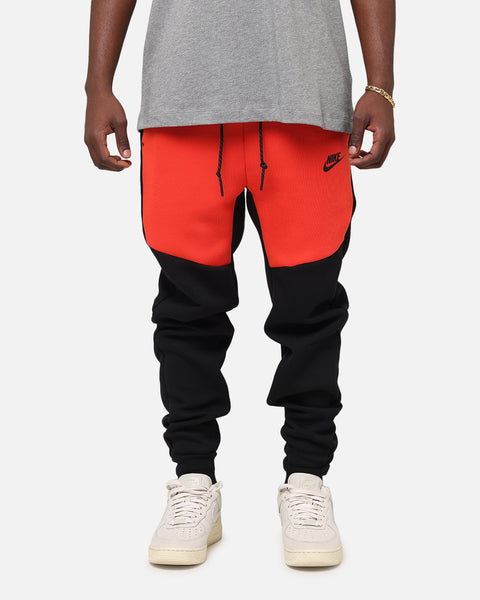 nike tech fleece joggers men's red