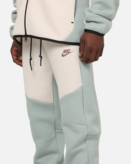Nike Sportswear Tech Fleece Joggers Dusty Sage