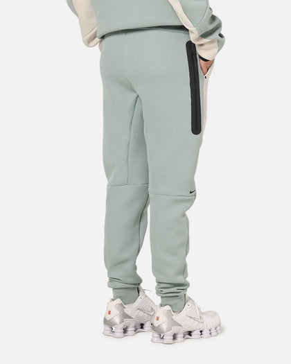 Nike Sportswear Tech Fleece Joggers Dusty Sage