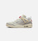 Jordan Spizike Low Sail/University