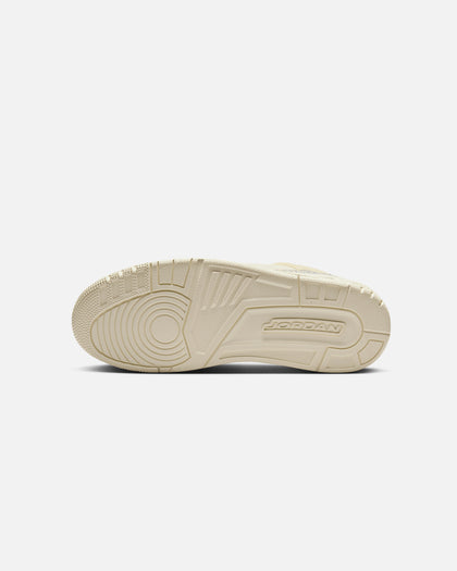 Jordan Spizike Low Sail/University