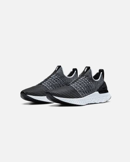 Nike React Phantom Run FlyKnit 2 Black/White