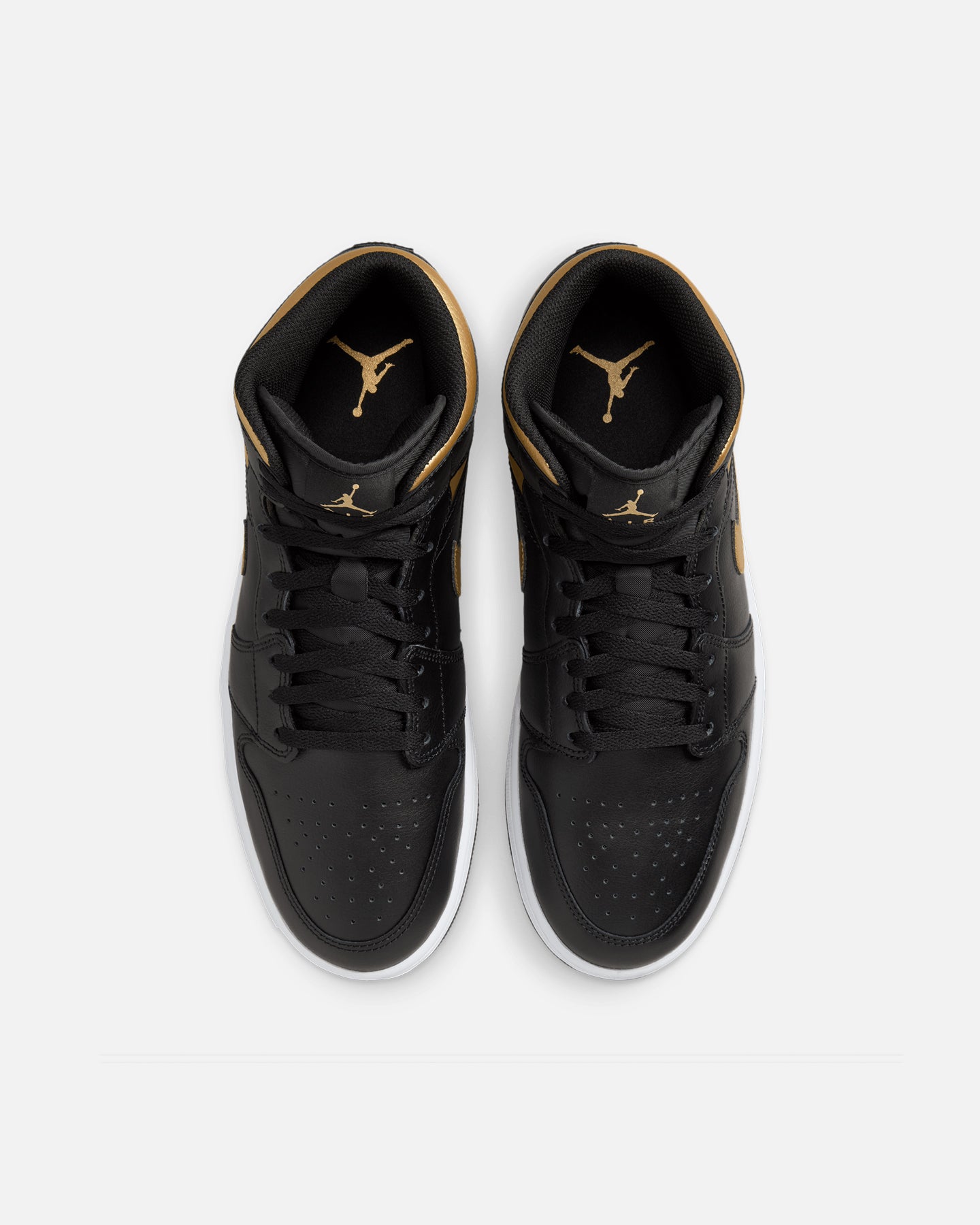 aj1 black and gold resell