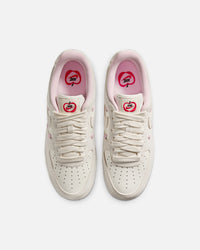 Nike Women's Air Force 1 '07 LX Sail