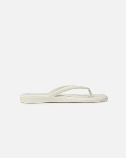Crocs Women's Miami Flip Chalk