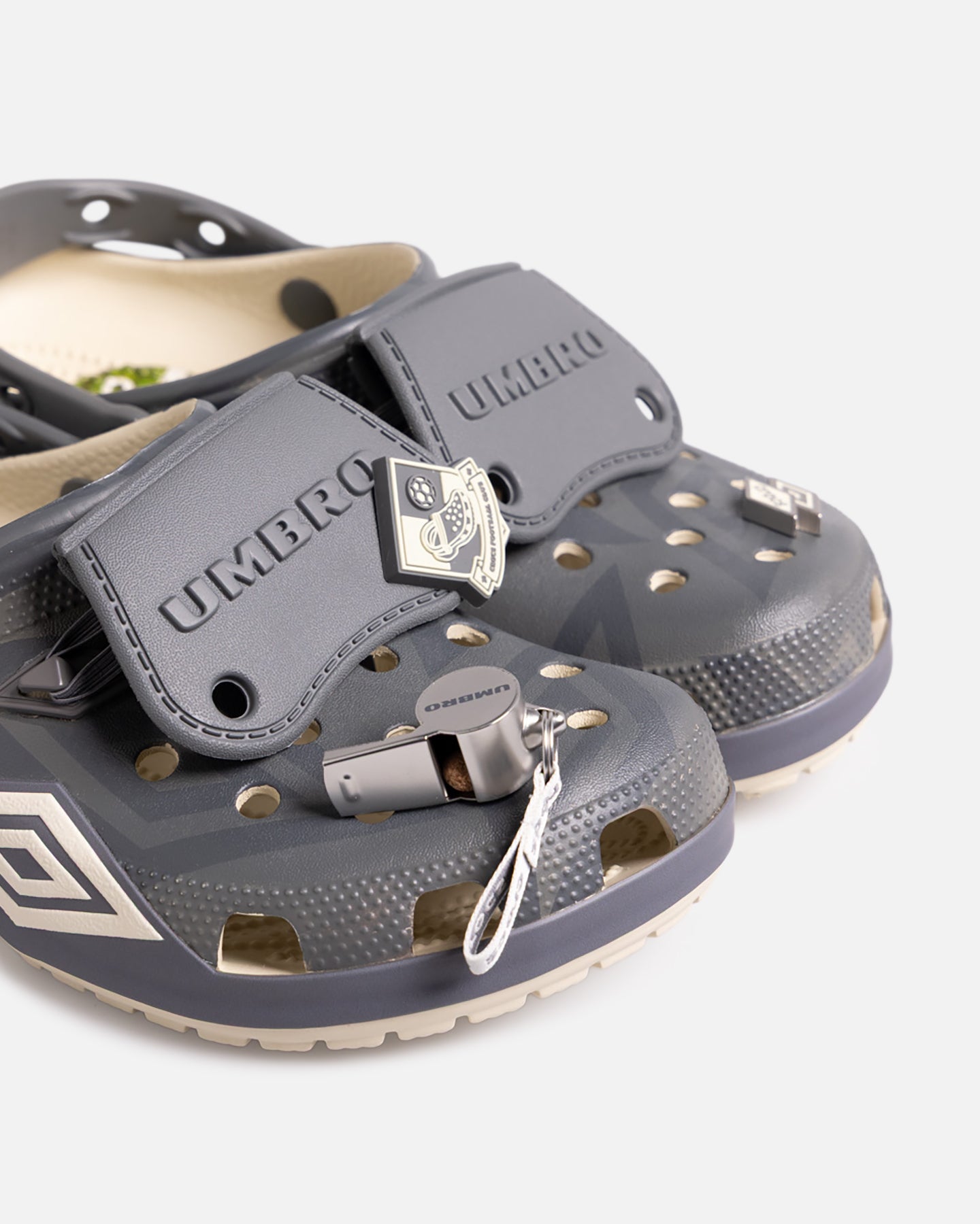 靴 Umbro x Crocs Classic Clog Bone Crocs Umbro X Crocs Classic Clog Bone | Culture Kings NZ