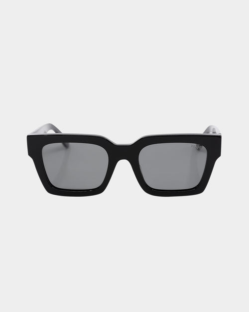 NUQE Jones XL Sunglasses Black