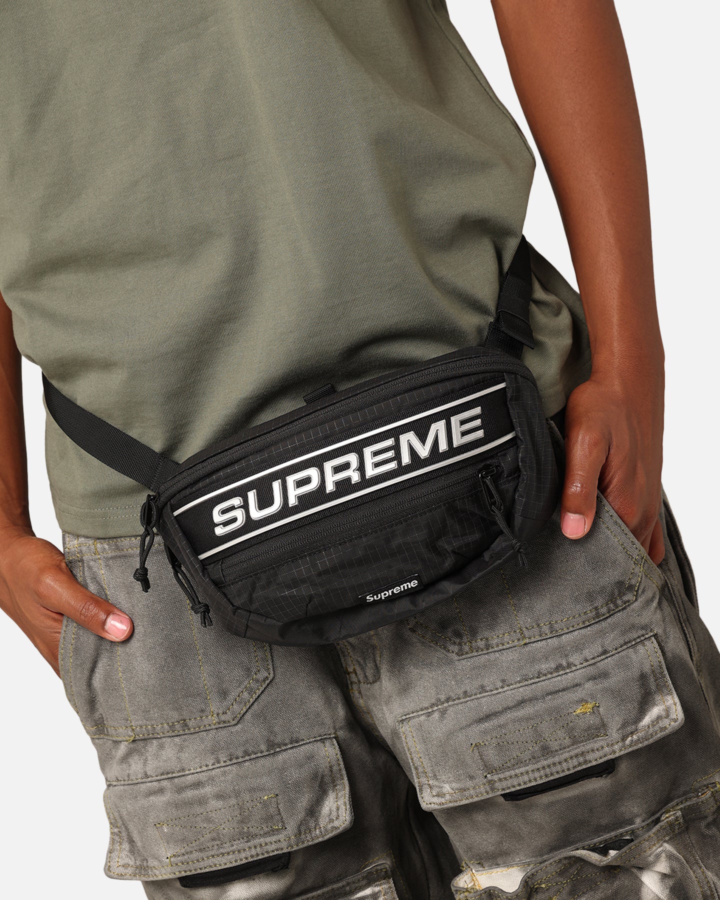 Supreme Logo Waist Bag Black | Culture Kings NZ