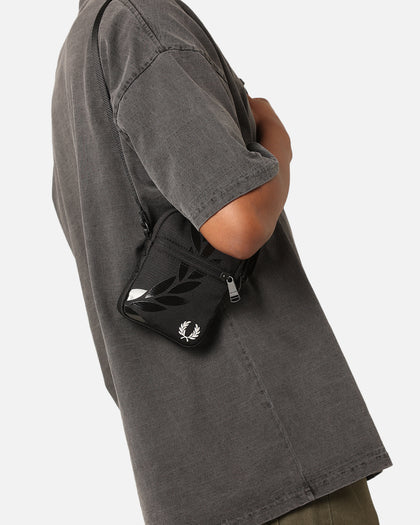 Fred Perry Printed Laurel Wreath Ripstop Bag Black