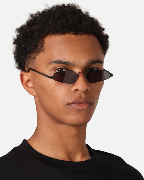 Nuqe Teddy Sunglasses Black/Black