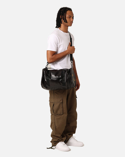 Fred Perry Tonal Classic Barrel Bag Black/Gold