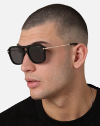 Nuqe Martinez Sunglasses Black/Gold