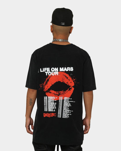 YUNGBLUD Sitting Life On Mars Tour Vintage T-Shirt Washed Black