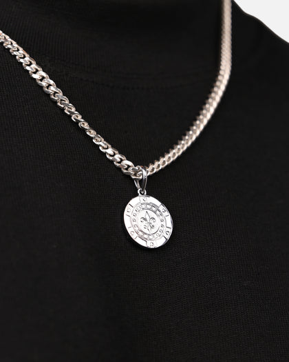 Saint Morta Fleur Chip Pendant White Gold