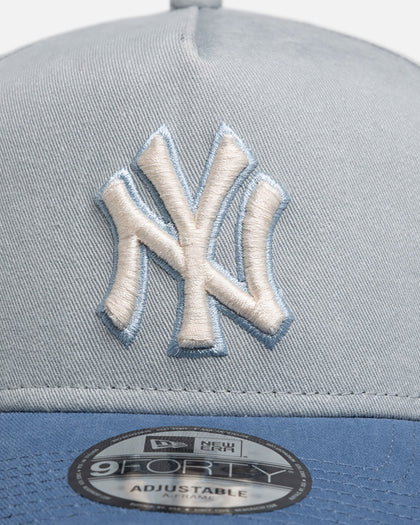 New Era New York Yankees 'Faded Washed Grey' 9FORTY A-Frame Snapback Grey/Blue