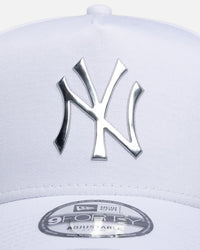 New Era New York Yankees 'White Silver' 9FORTY A-Frame Snapback White/Silver