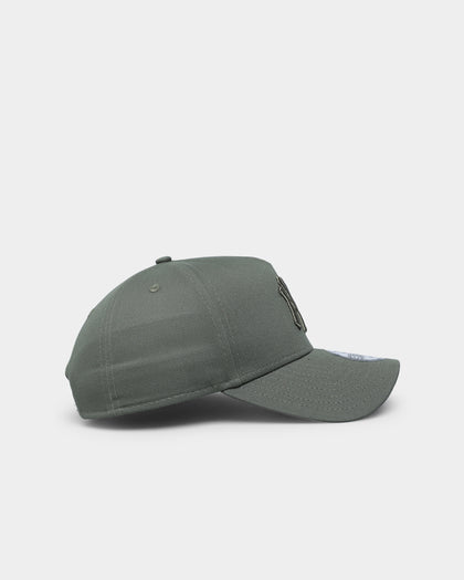 New Era New York Yankees 'Tonal' 9FORTY A-Frame Snapback Olive