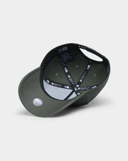 New Era New York Yankees 'Tonal' 9FORTY A-Frame Snapback Olive