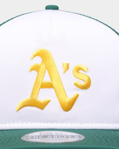 New Era Oakland Athletics 'Team Two-Tone' Prolight Old Golfer Trucker Snapback White/OTC