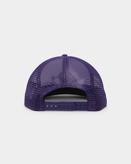 New Era Los Angeles Lakers 'Team Two-Tone' Prolight Old Golfer Trucker Snapback White/OTC