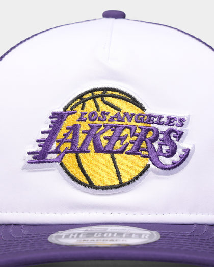 New Era Los Angeles Lakers 'Team Two-Tone' Prolight Old Golfer Trucker Snapback White/OTC