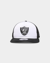 New Era Las Vegas Raiders 'Team Two-Tone' Prolight Old Golfer Trucker Snapback White/OTC