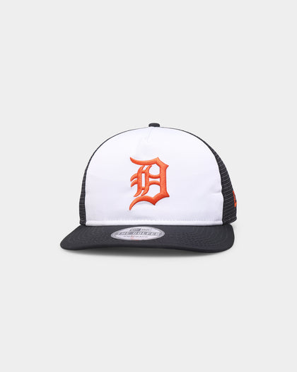 New Era Detroit Tigers 'Team Two-Tone' Prolight Old Golfer Trucker Snapback White/OTC