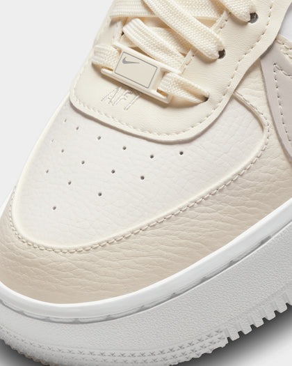 Nike Women's Air Force 1 PLT.AF.ORM Pale Ivory/Summit White